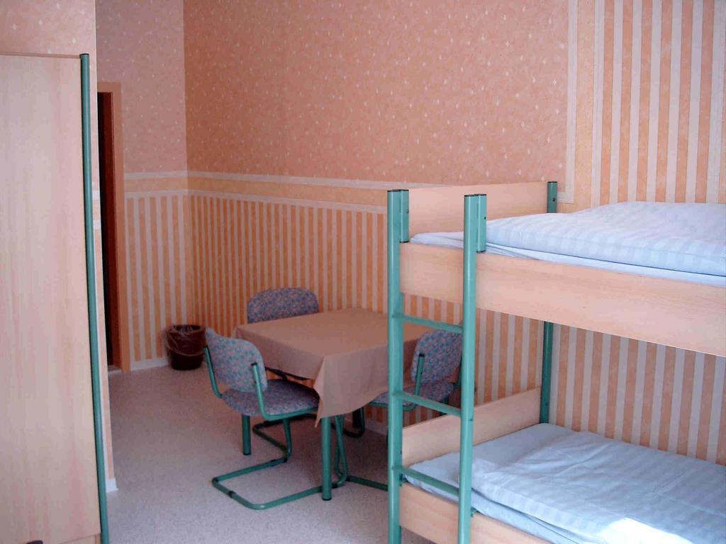 Internationales Gaestehaus Ена Номер фото