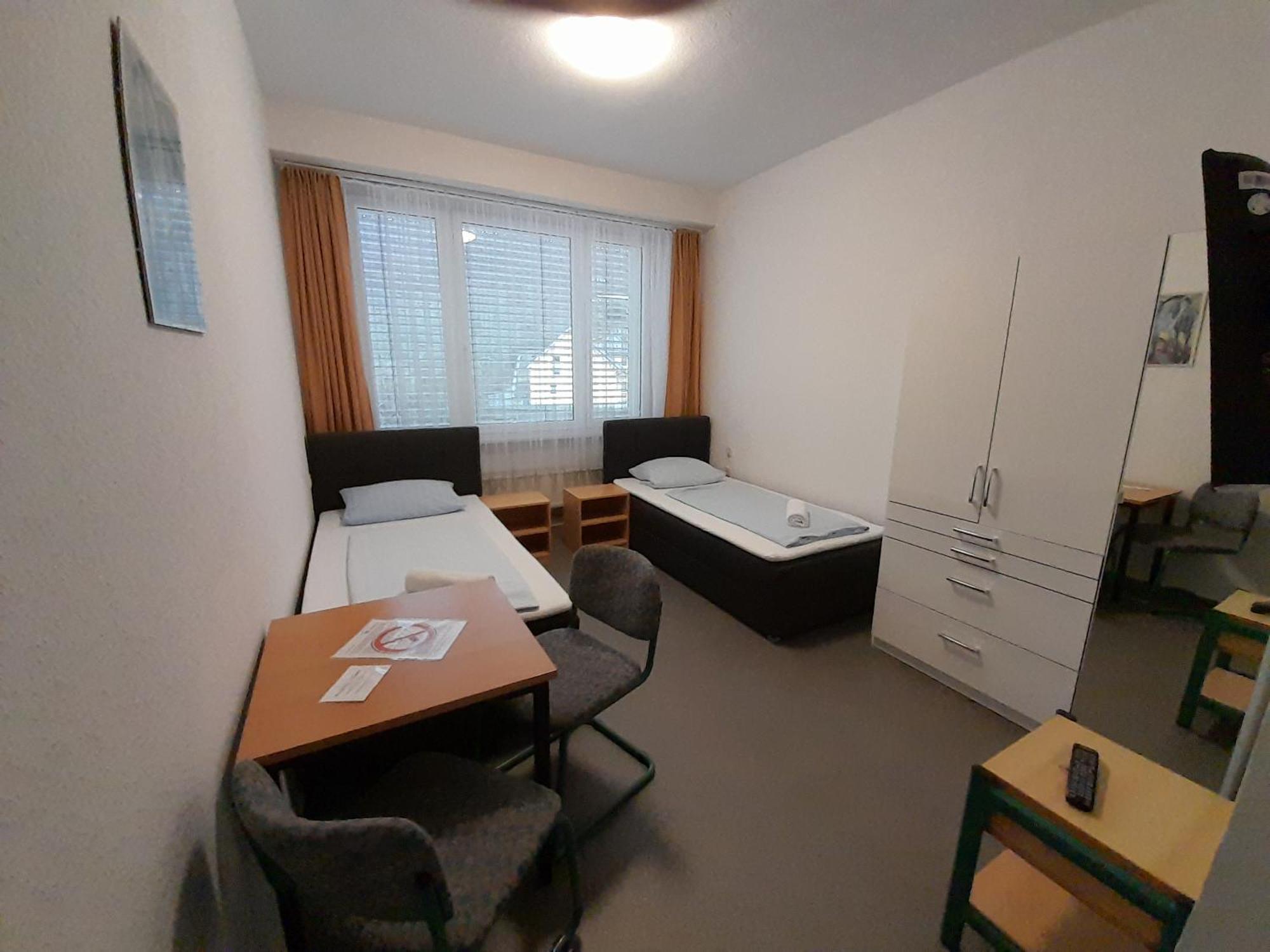 Internationales Gaestehaus Ена Экстерьер фото