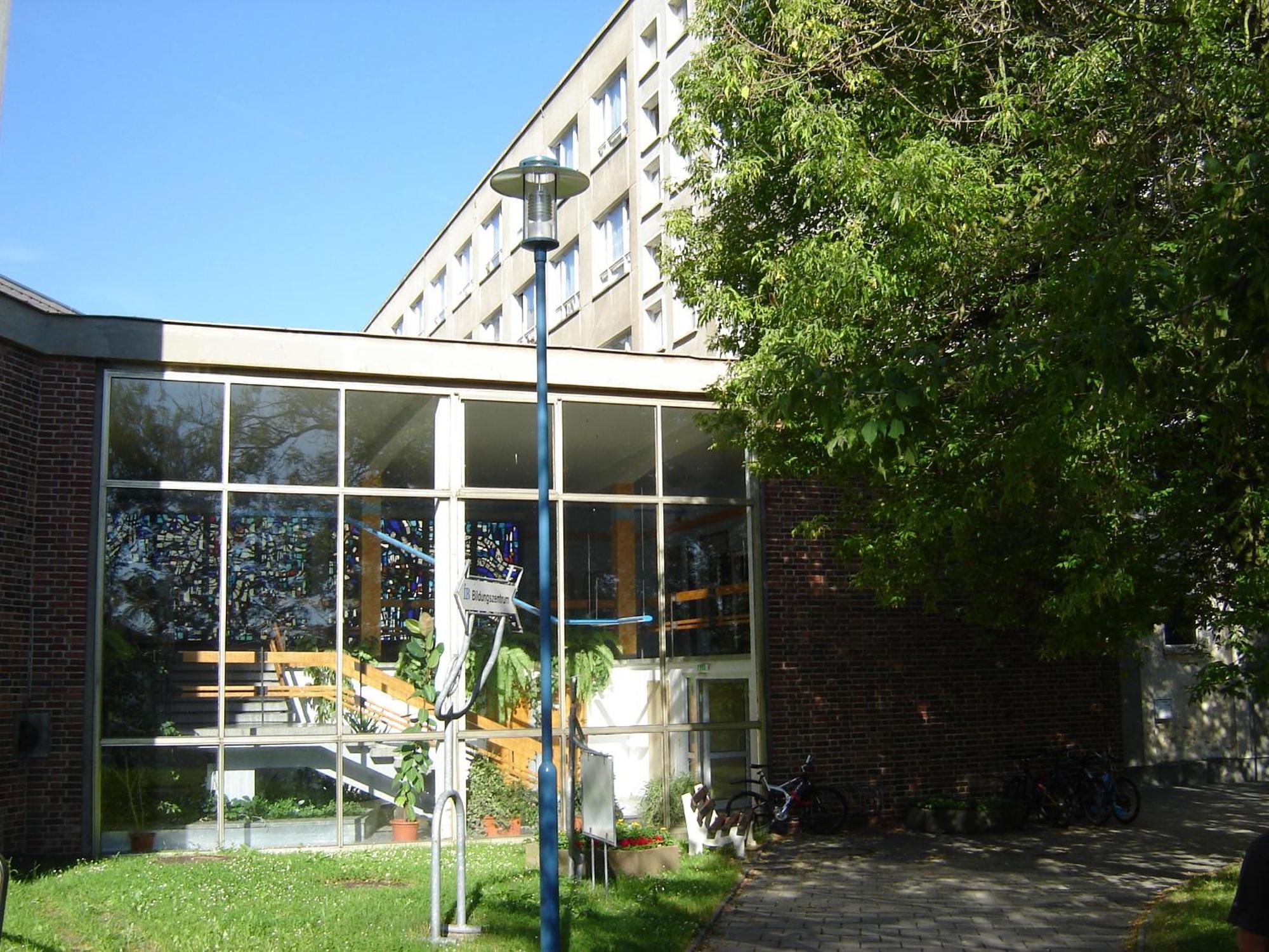 Internationales Gaestehaus Ена Экстерьер фото