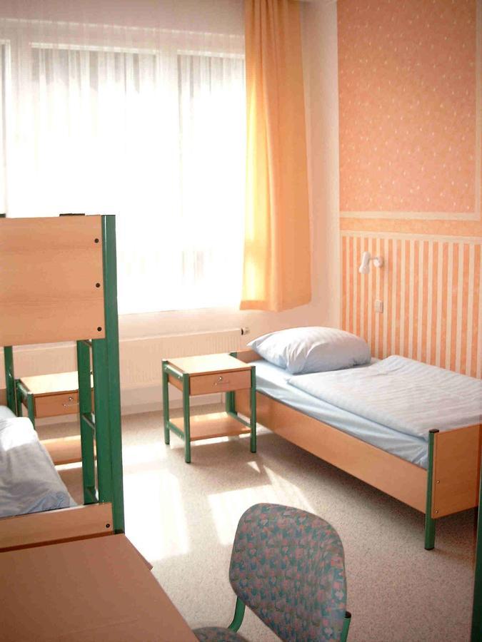 Internationales Gaestehaus Ена Экстерьер фото
